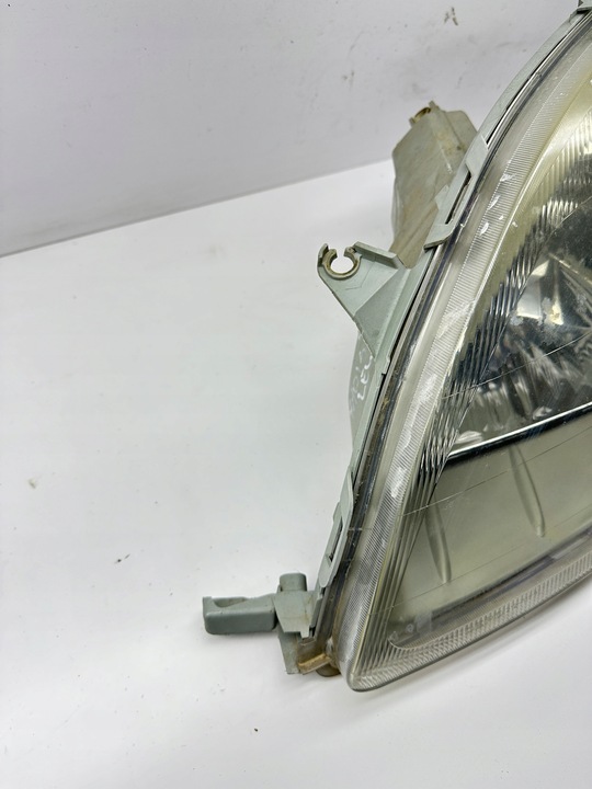 FARO IZQUIERDA PARTE DELANTERA PARTE DELANTERA TOYOTA YARIS I 