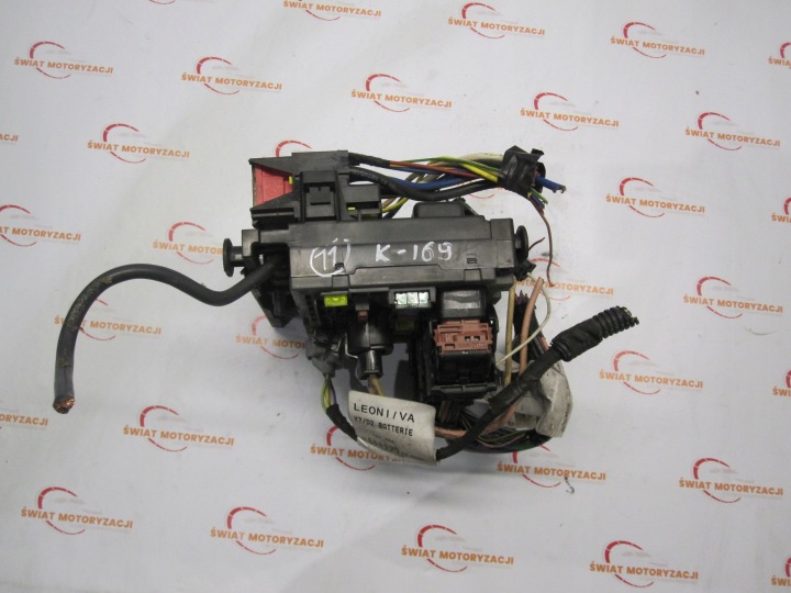 CITROEN C5 II X7 2.2 HDI 09R BOÎTE FUSIBLES 9666700180