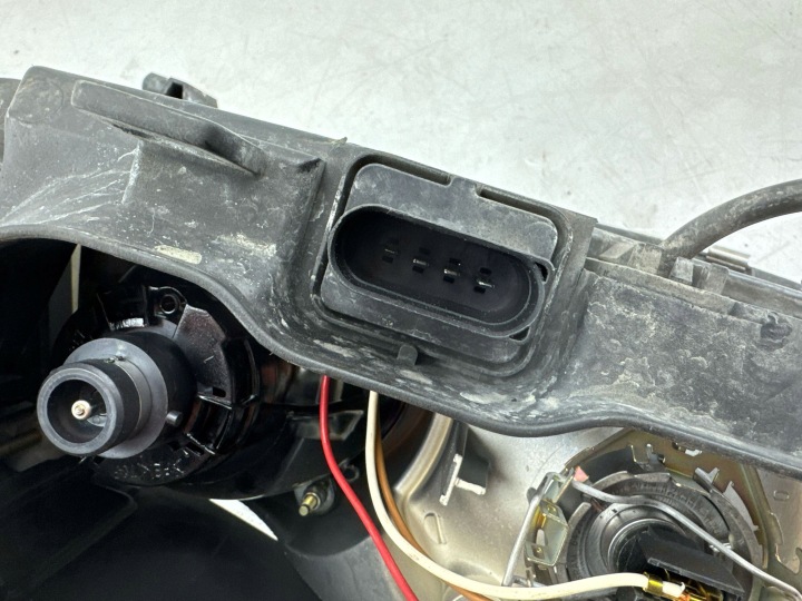 AUDI A3 S3 8L 2001 1781CM3 PROJECTEUR 153895