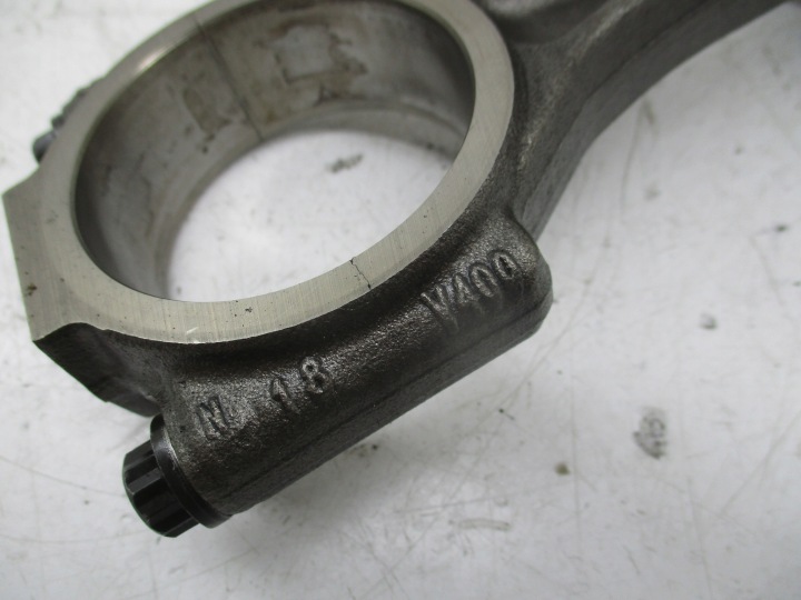 AUDI A4 B8 A5 Q5 07-14 2.0 TDI CAG PISTON BIELLE 038J 7901G