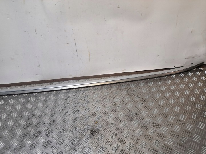 VOLKSWAGEN TOUAREG II 7P6860044B DROITE CÔTÉ BARRES DE TOIT TOITS
