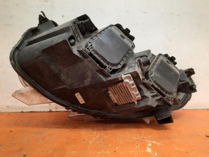 OPEL VIVARO C ZAFIRA LIFE 19- PHARE DROITE PROJECTEUR DROIT 00218274-03
