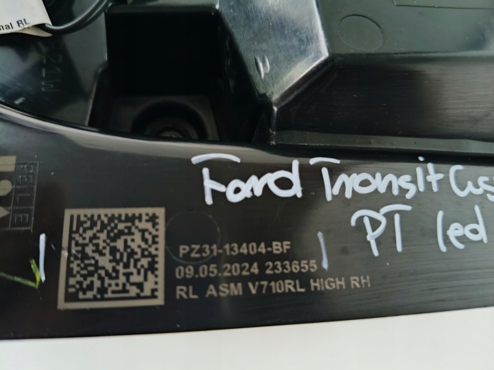 PHARE DROITE ARRIÈRE FORD TRANSIT CUSTOM II 23- LED