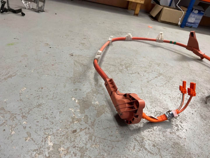 2024 TOYOTA C-HR II FIL HAUTE TENSION 821H102240C