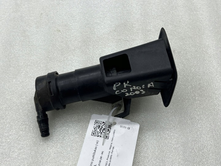 TOYOTA COROLLA E120,130 2003 GAUCHE CÔTÉ BUSE LAVE-GLACE PHARES AVANT