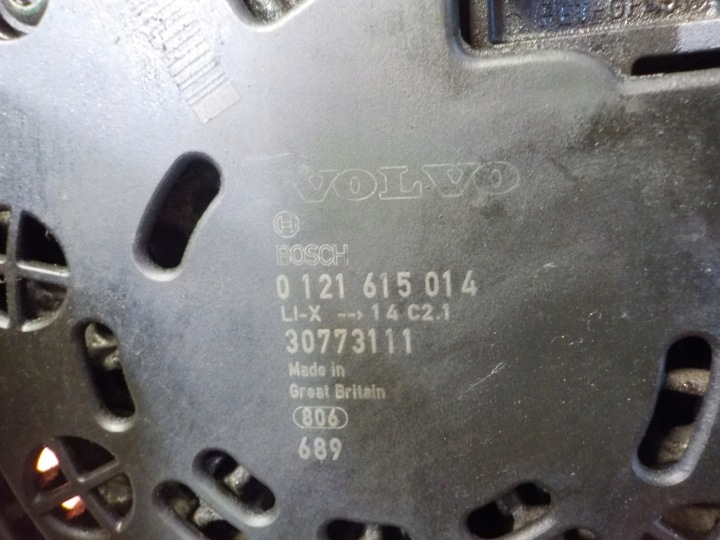 VOLVO C70 V50 S40 2.4 D5 08R 180KM D5244T8 ALTERNATEUR 30773111 0121615014