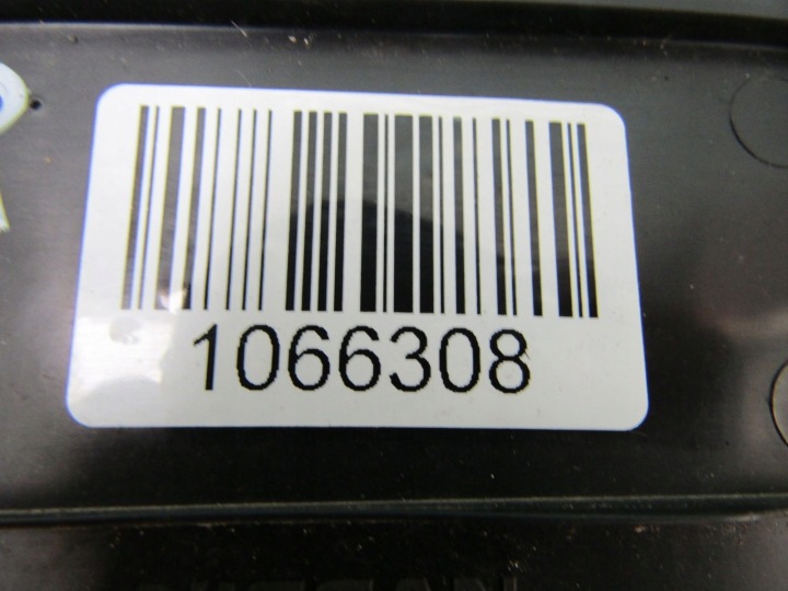 QASHQAI III J12 23R CHÂSSIS CADRE DE PLAQUE D'IMMATRICULATION SOUS TABLICE 962106UA0A