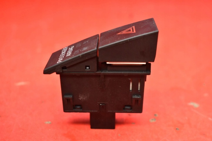 COMMUTATEUR FEUX D'URGENCE 5E0953507E SKODA OCTAVIA 3 III 13-17