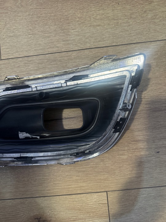 GRILLE PARE-CHOCS GAUCHE RENAULT KADJAR LIFT 2158460X 261A30096R