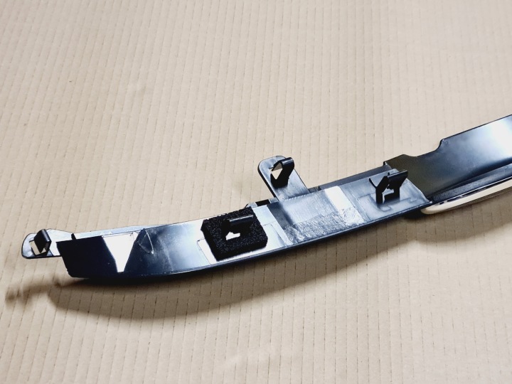 CALANDRE GRILLE AVANT FORD FIESTA MK7 2012- 1553603 8A61-8200-BC5ZCT