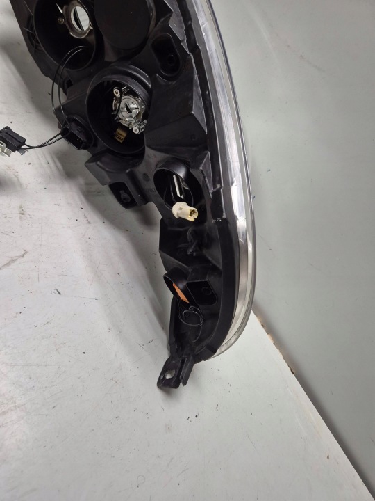 PHARE GAUCHE PROJECTEUR GAUCHE RENAULT MASTER III 2010-2019R 260600049R
