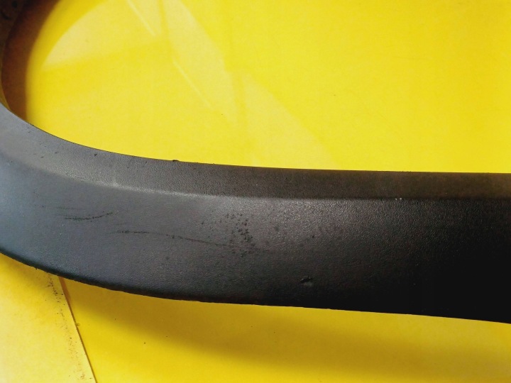 MOULURE GARDE-BOUE GAUCHE ARRIÈRE VOLKSWAGEN GOLF II 191853818A NR202