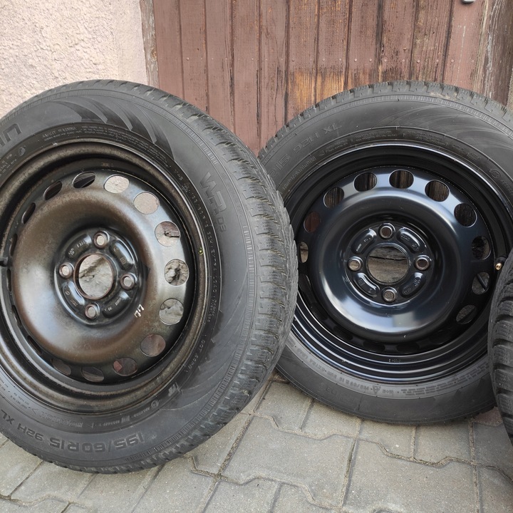 RUEDAS 195/60/ R15 NOKIAN 4X114,3 INVIERNO VOLVO S40 V40 