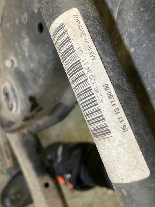 POUTRE CHÂSSIS CHÂSSIS AVANT 1.8 CDI 136 KM MERCEDES A CLASSE W176 2466201200