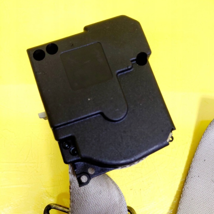 CEINTURE DE SÉCURITÉ GAUCHE AVANT FORD MONDEO MK III 1S71F6129 NR1940