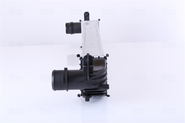 NISSENS ÉCHANGEUR AIR-AIR RADIATEUR AIR D'ADMISSION FIAT 500X JEEP