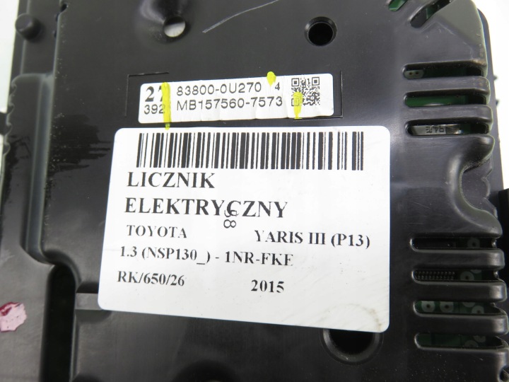 COMPTEUR TOYOTA YARIS III (P13) 1.3 (NSP130_) 1NR-FKE 83800-0U270