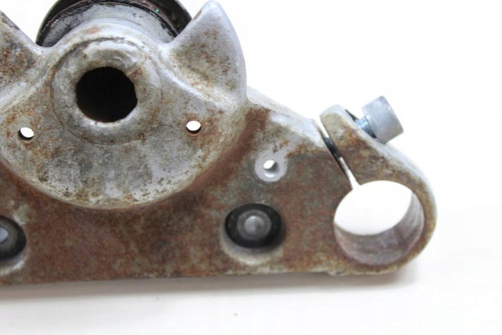 KAWASAKI BN125 ÉLIMINATEUR ÉTAGÈRE INFÉRIEURE FOURCHETTE