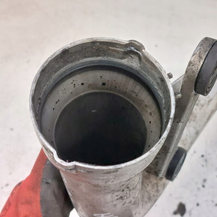 038131111B ORIGINE VAG FIL TURBOCOMPRESSEURS VW PASSAT 2,0 TDI 05-10