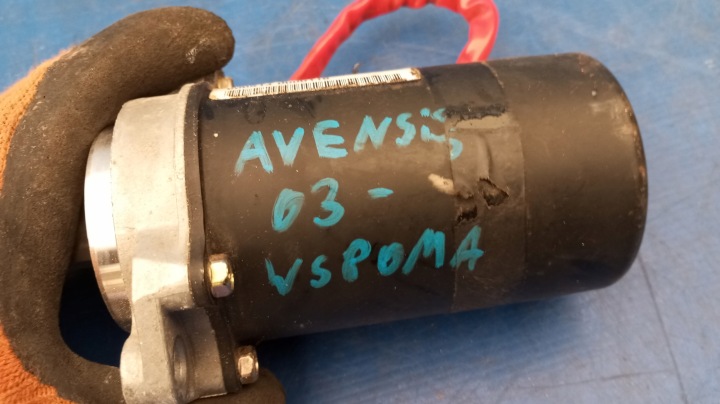 45200-05230 POMPE AMPLIFICATEUR TOYOTA AVENSIS T25 2003-