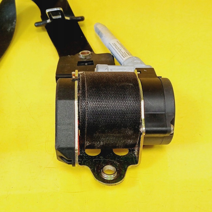 CEINTURE DE SÉCURITÉ DROIT AVANT MERCEDES ESSENCE C W203 NR244