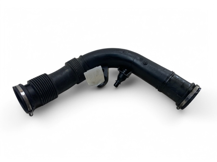 VOLVO XC90 TUYAU ADMISSION TURBINES 31657341