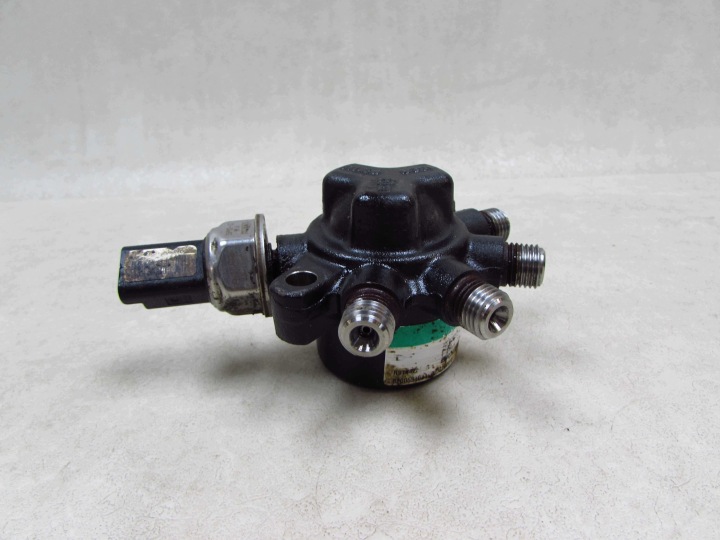 RENAULT 1.5 DCI DISTRIBUTEUR CARBURANTS 8200584034