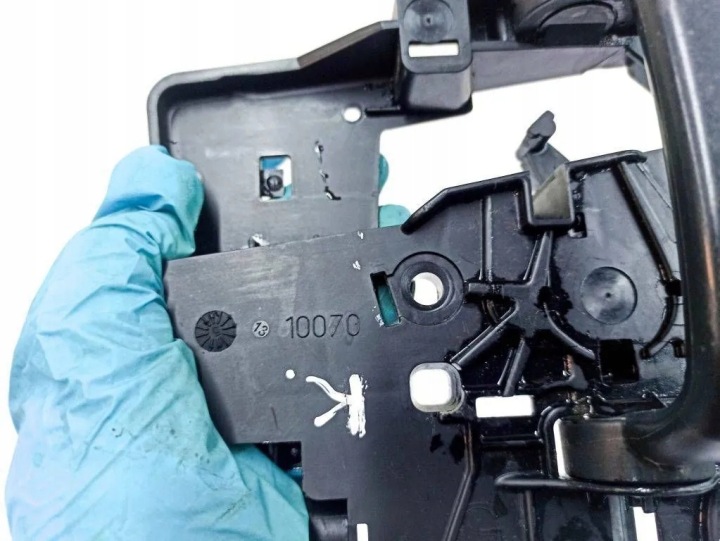 AVANT GAUCHE POIGNÉE INTÉRIEURE PEUGEOT 1007 (KM_) 96801418 34317112 1.4L