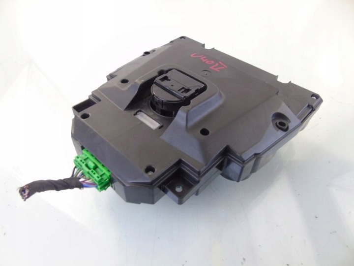 VOLVO V40 II PANNEAU CLIMATISATION RADIO 31288104