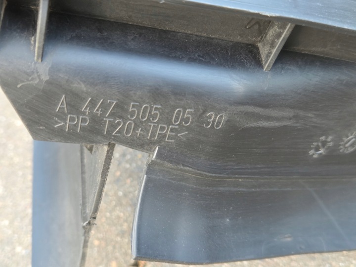 MERCEDES VITO W447 GUIDE D'AIR A4475050530