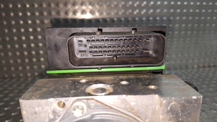 POMPE CONTRÔLEUR ABS 6774848 6774850 BMW E60 E61