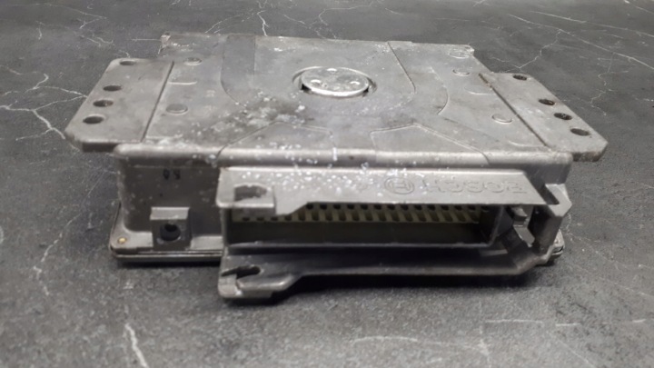 0261204051 CONTRÔLEUR MOTEUR PEUGEOT 106 MK1 1991-1996
