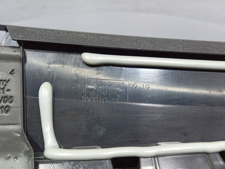 BMW 1 F40 MOULURE REVÊTEMENT PROTECTION MONTANTS PORTES GAUCHE AVANT 7452377