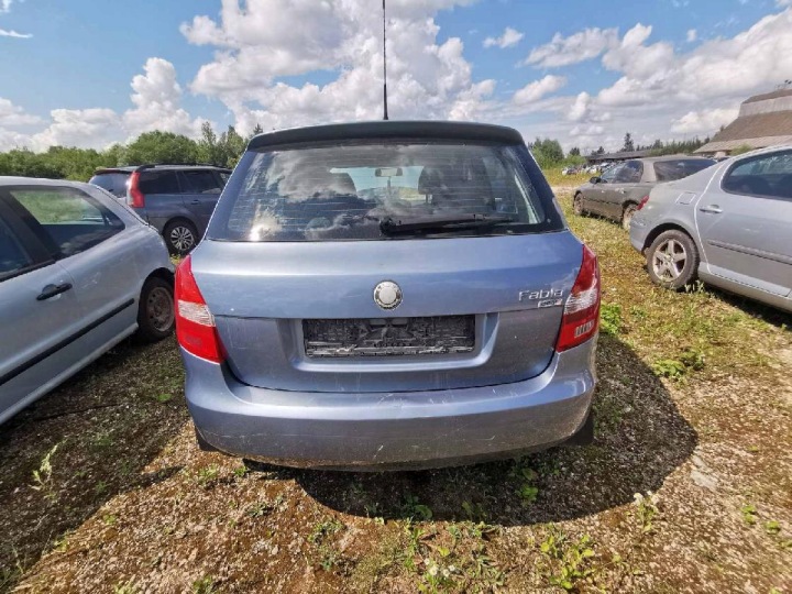 SKODA FABIA CHARNIÈRE AVANT PORTES AVANT 2007 1.4L 5J0833401 5J0 833 4