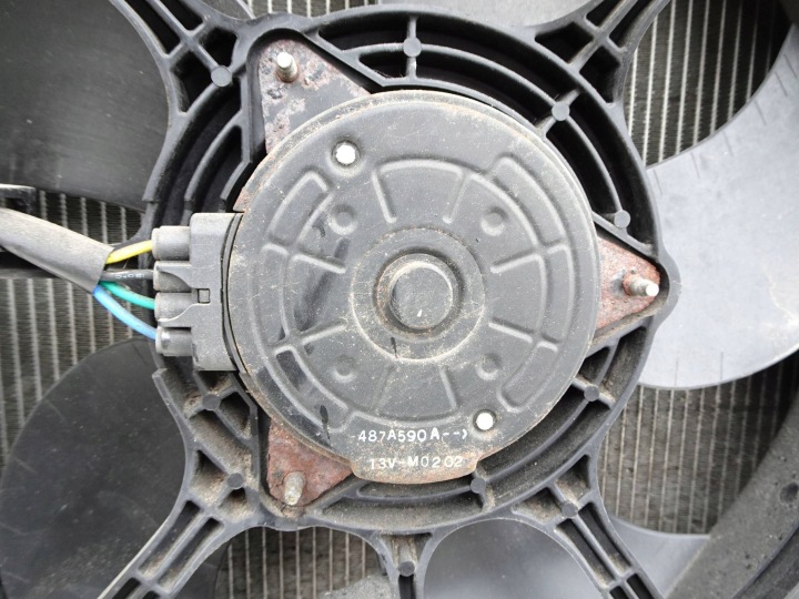 RADIATEUR EAU VENTILATEUR SUZUKI SWIFT MK7 1.2 ESSENCE
