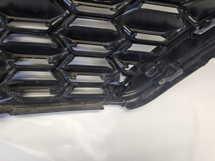 GRILLE CALANDRE NISSAN JUKE II 2 F16 2022 HYBRID