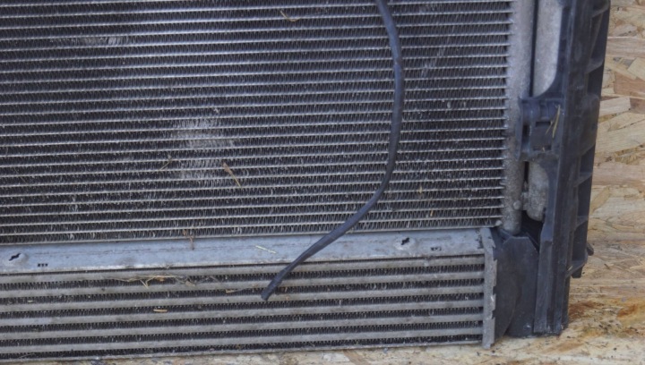 BMW E90 E91 2.0D VENTILATEUR RADIATEURS (D682)