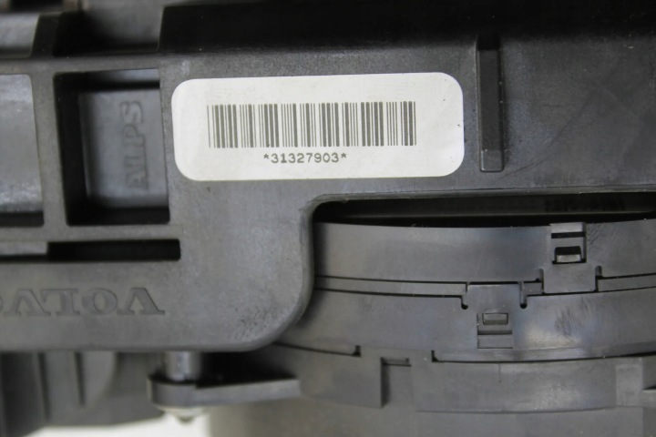 MANETTES VOLVO XC70 II 31264169 34355850 2.4L 158KW 2013