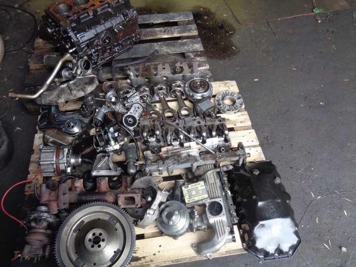 VM MOTORI 05D/9 R754EU5 UNIT CASING ENGINE SPARE PARTS