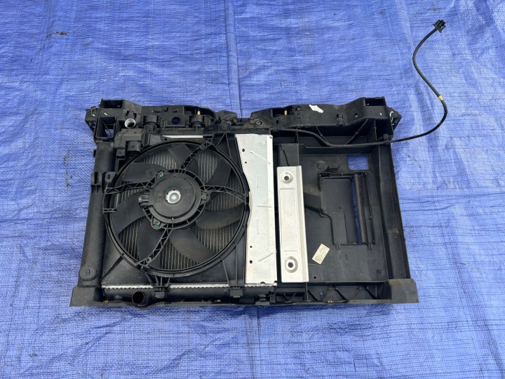 PEUGEOT 208 2008 LIFT RADIATEURS COURROIE VENTILATEUR 1.0 1.2 VTI 1.4 EHDI