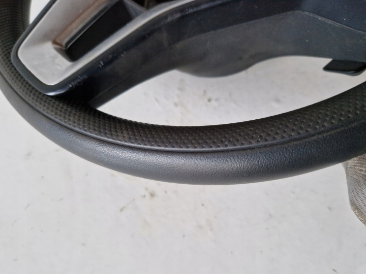 VOLANT MULTIFUKNCJE PALETTES MERCEDES B-KLASA W246 (2011-) 1.5 CDI