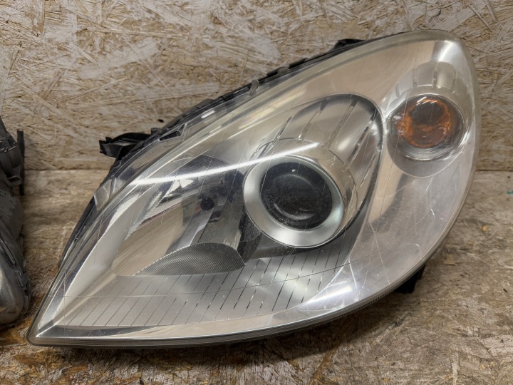 PHARE AVANT PROJECTEUR DROITE GAUCHE MERCEDES B CLASSE W245 04-08R EUROPE ORI OEM