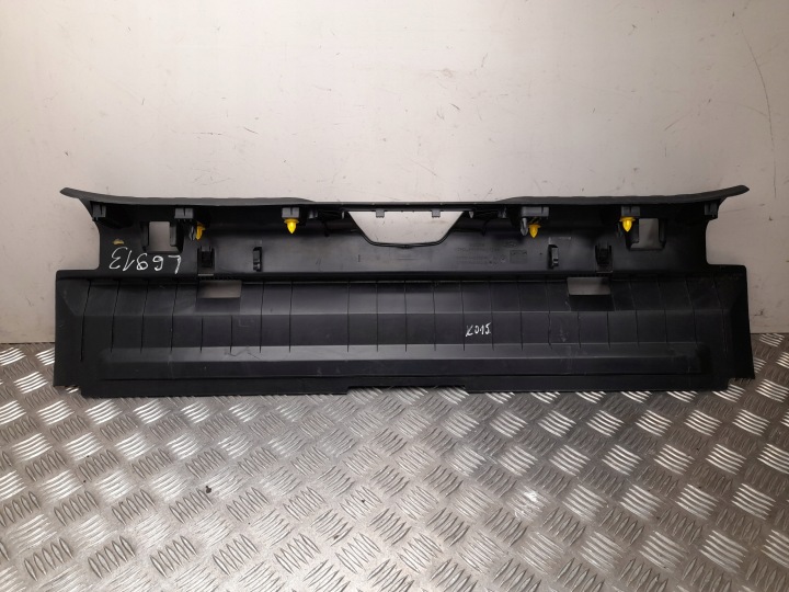 PANNEAU SERRURE COUVERCLES DE COFFRE FORD PUMA 2020 L1TBA40352A