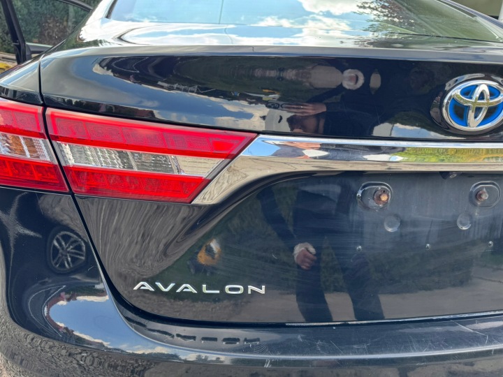 COUVERCLES DE COFFRE ARRIÈRE COUVERCLES DE COFFRE NOIRE TOYOTA AVALON IV XX40 12-18 LAK: 218 100UM