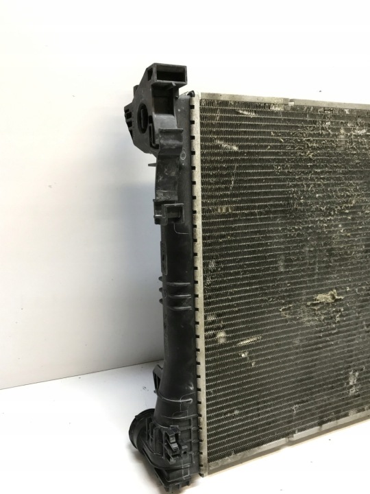 MERCEDES E CLASSE W212 RADIATEUR EAU A2045003703