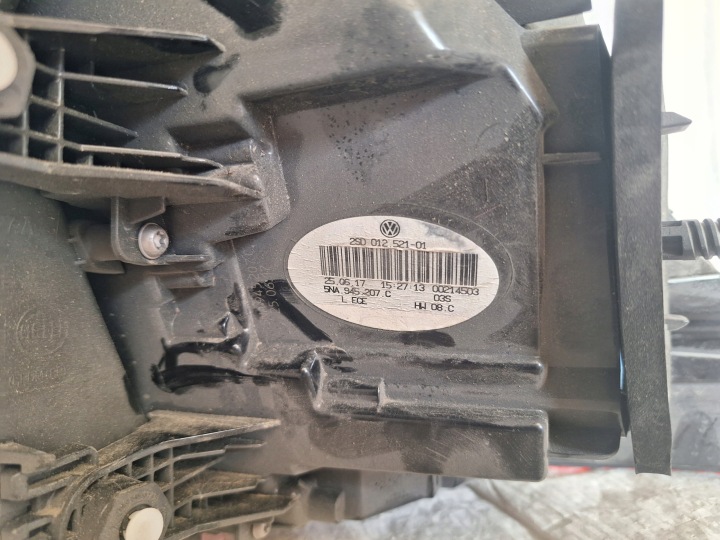 VW TIGUAN II 16- PHARE ARRIÈRE ARRIÈRE GAUCHE 5NA945207C