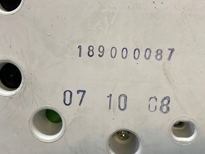 VOLVO C30 2009 COMPTEUR 69199770T
