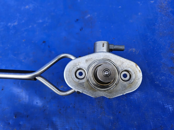 BMW F30 F20 328I 320I N20 POMPE HAUTE PRESSION MOULURE WTRSKOWA