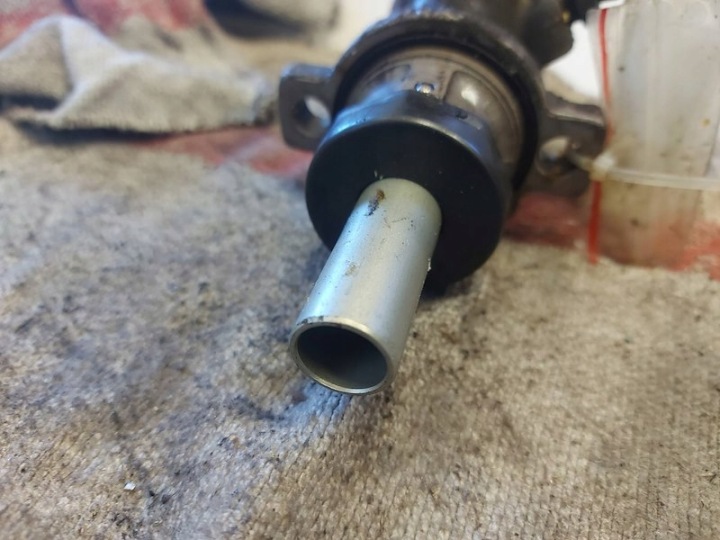 POMPE DE FREIN FORD FOCUS I MK1 (DNW) 1.8 16V EYDG, EYDB, EYDD, EYDE, EYDF