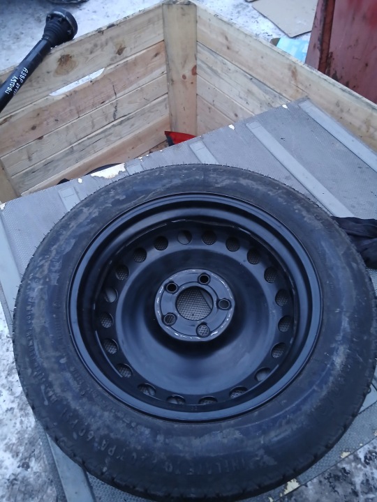 KOLO RÉSERVE MERCEDES W203 125/90R16 ET17 2094000402